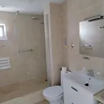 Gran Piscina & Terraza Apartment